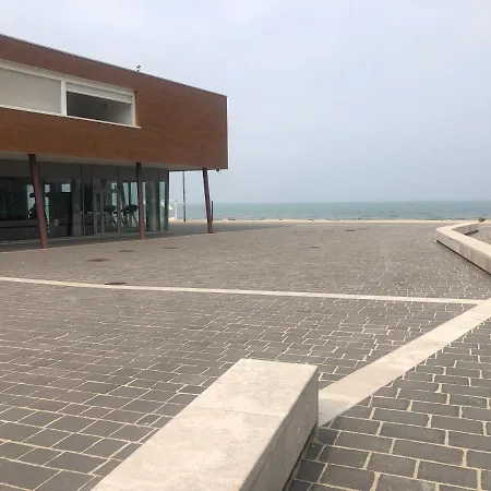 Le Dune Per 4 실비마리나